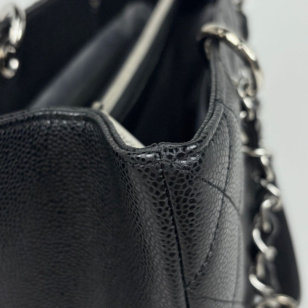 Chanel CC Logo Chain Tote Bag Quilted Caviar Leather Black — view 4