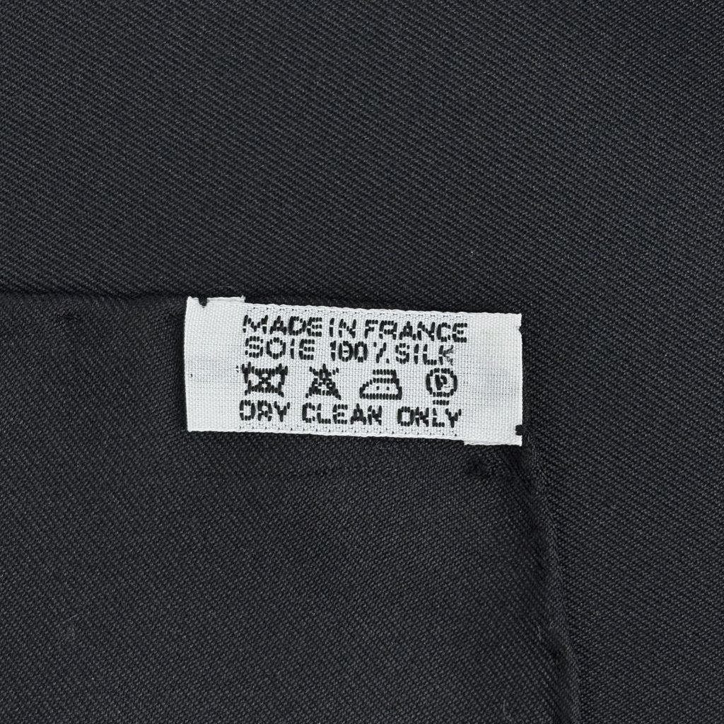 Hermes Carre 90 Neige D'antan Last Year's Snow Scarf Silk Gray Black Multicolor — view 2