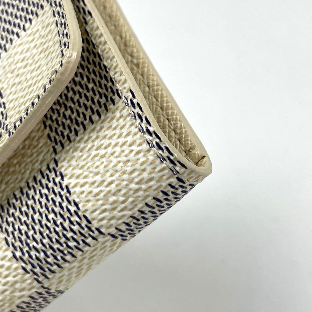Louis Vuitton Multicles 6 Key Case Damier Azur White Key Holder — view 3