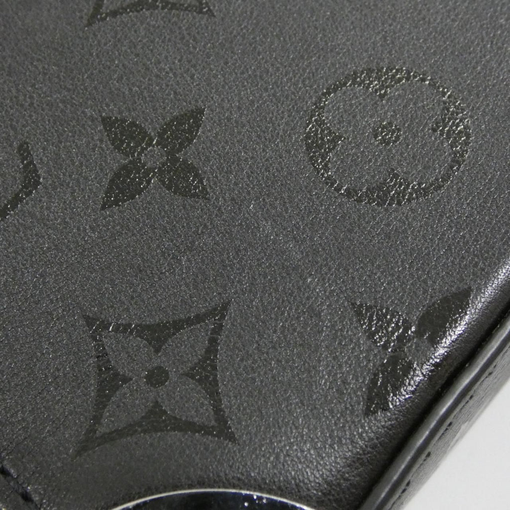 Louis Vuitton Monogram Camera Box Bag — view 5