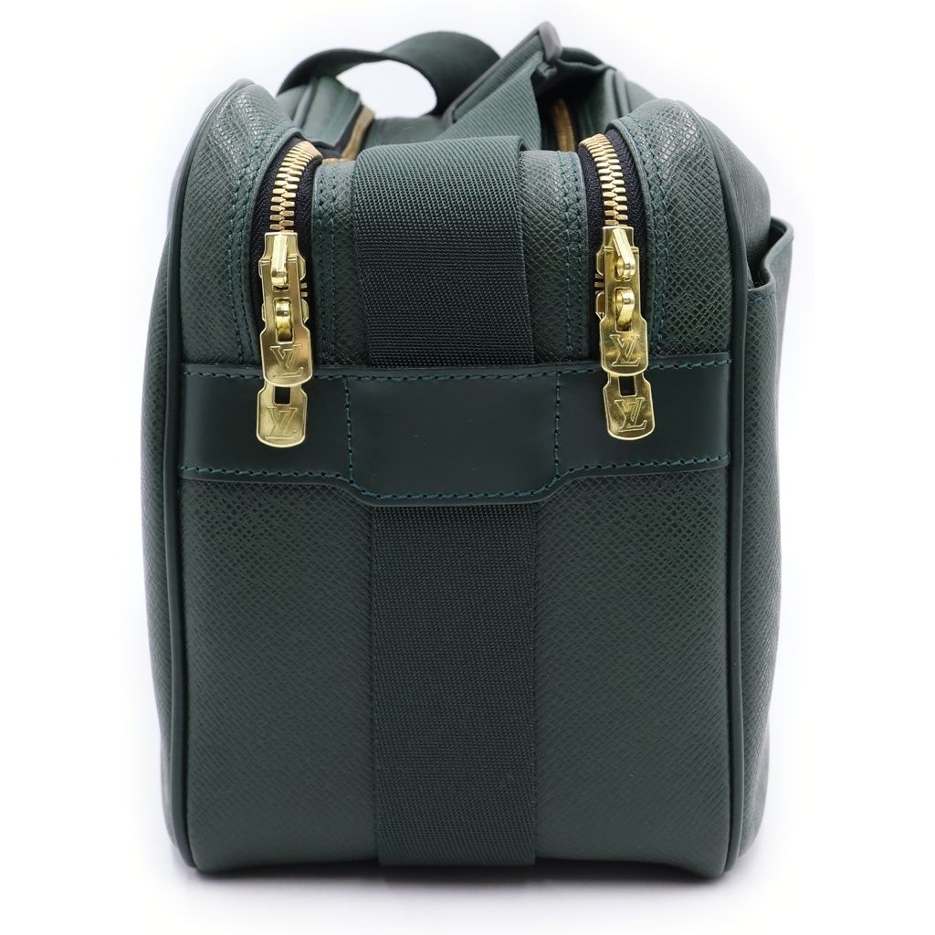 Louis Vuitton Taiga Reporter PM Epi Seer Shoulder Bag Green Leather M Gold — view 3