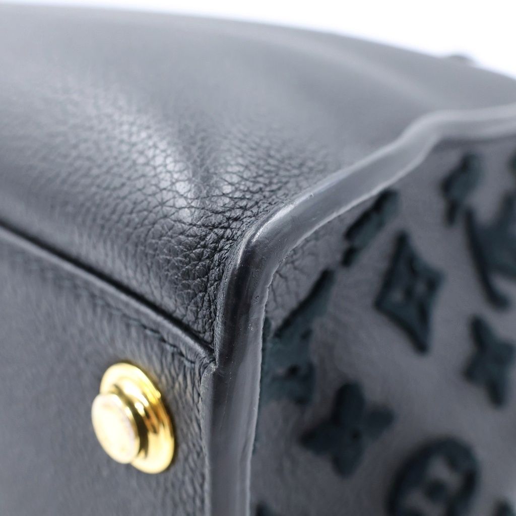 Louis Vuitton on My Side MM Handle Noir Leather Handbag — view 5
