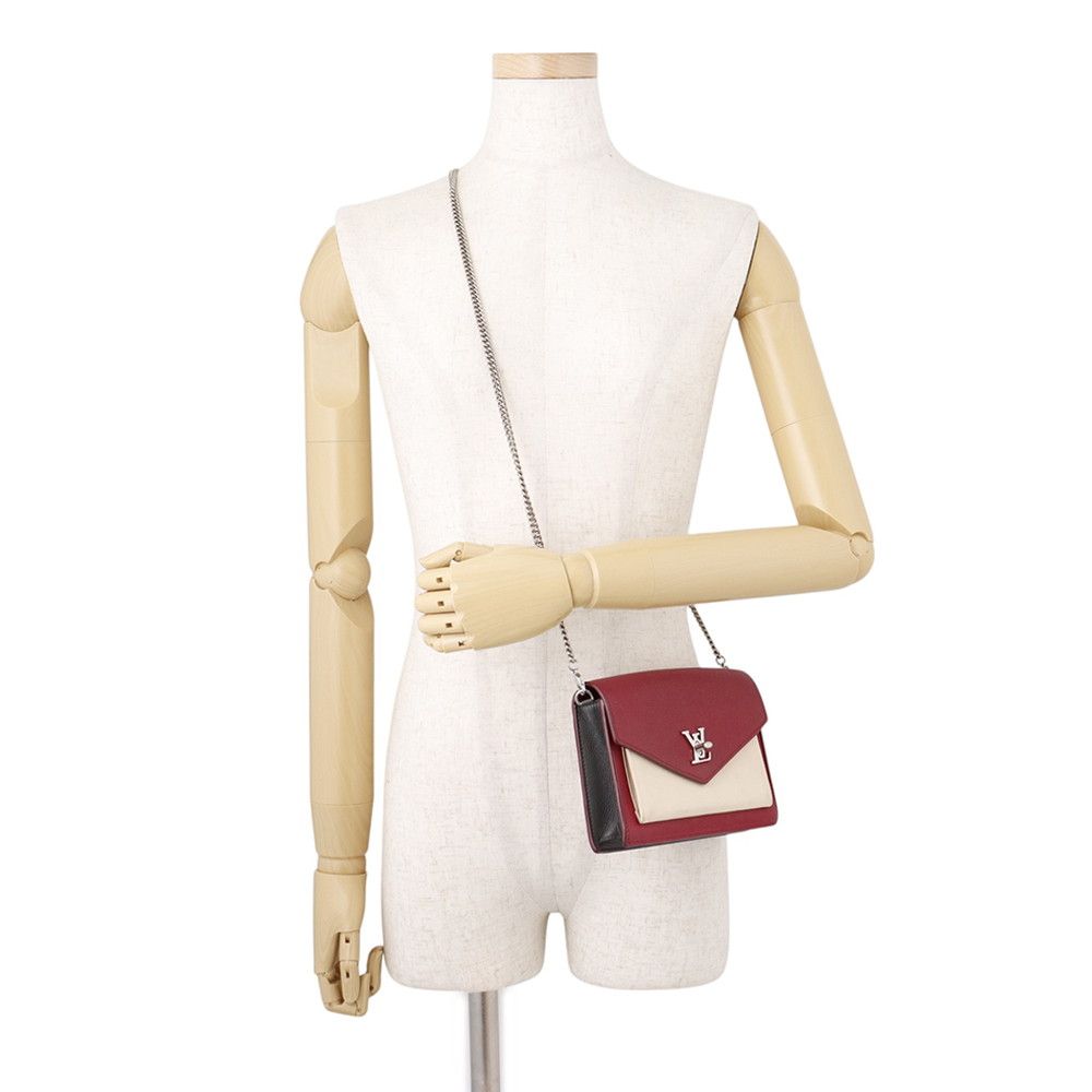 Louis Vuitton Chain Shoulder Bag Calf Leather Pochette Lockme — view 4
