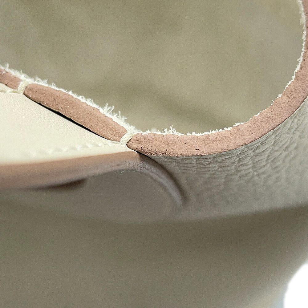 Hermes Tote Bag in the Loop 23 Beton Gold Taurillon Clemence Swift — view 8
