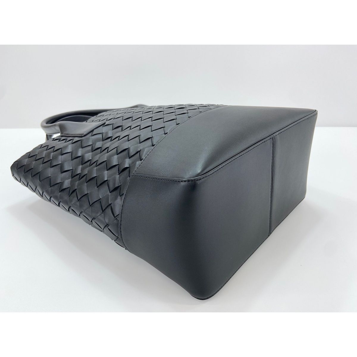 Bottega Veneta Tote Bag Black — view 8