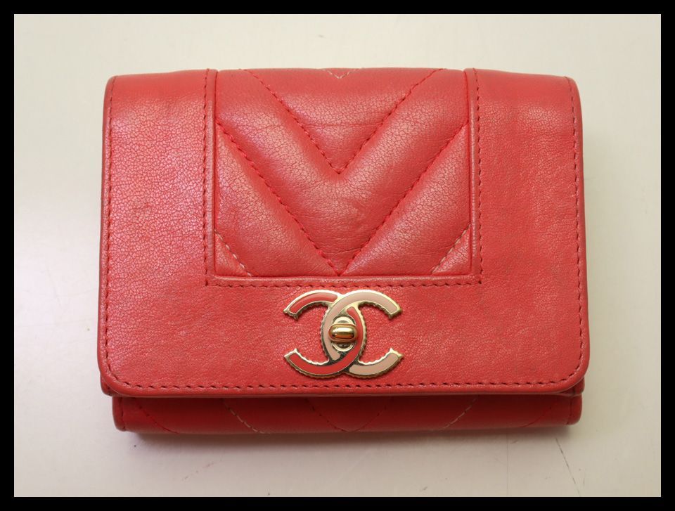 Chanel Mademoiselle Stitch Leather Pink Trifold Wallet — view 2