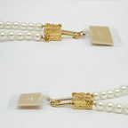 Louis Vuitton Pearly Petite Phone Strap Pearl Gold Smartphone Necklace — view 3