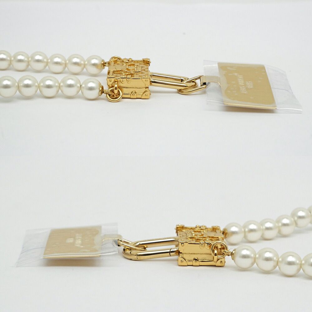 Louis Vuitton Pearly Petite Phone Strap Pearl Gold Smartphone Necklace — view 3