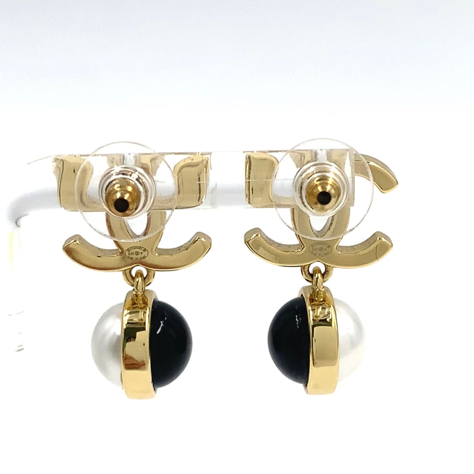 Chanel CC Logo Bicolor Costume Pearl Swing Faux Resin Gold Black White Earrings — view 3