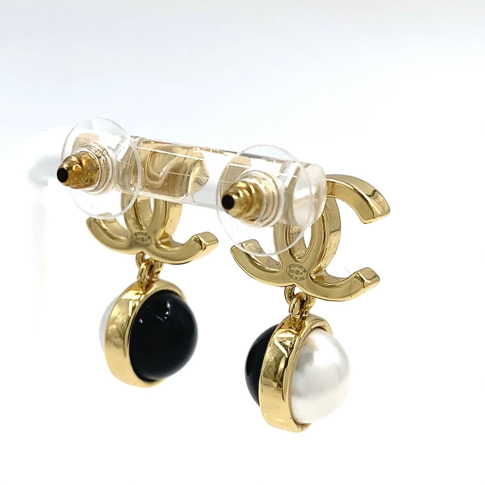 Chanel CC Logo Bicolor Costume Pearl Swing Faux Resin Gold Black White Earrings — view 2