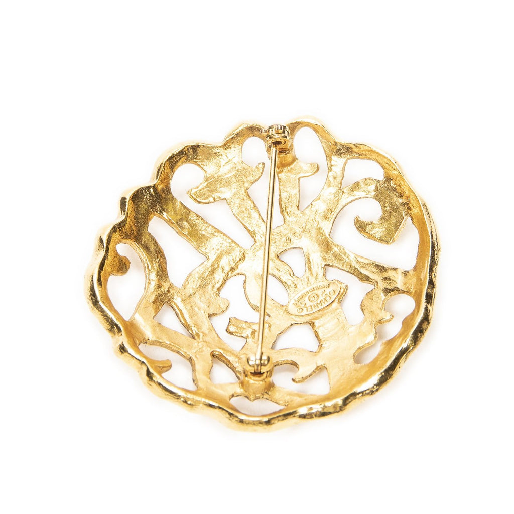 Chanel CC Brooch Gold Plated — view 2