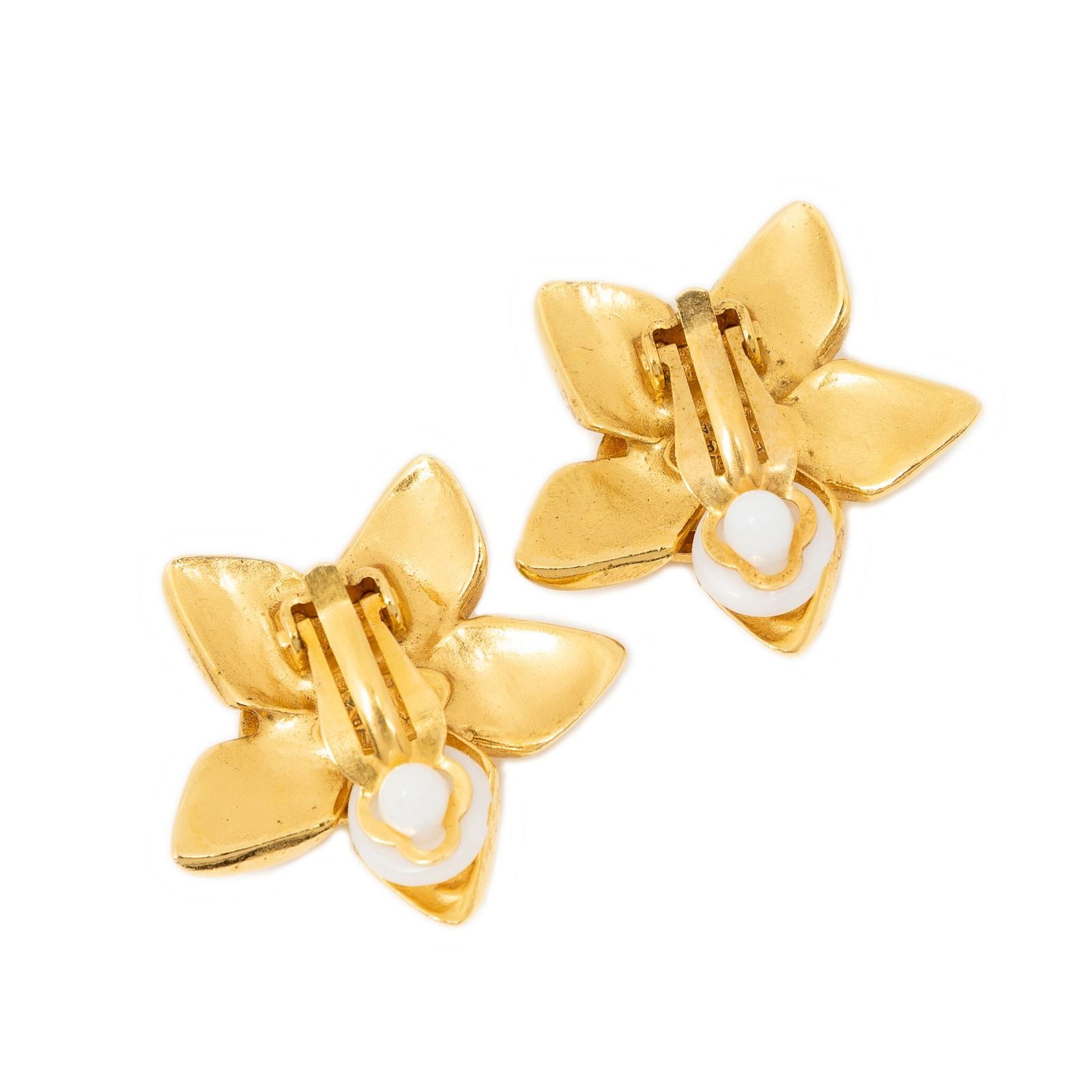 Chanel CC Logo Square Clip Type Earrings Gold Plated — view 2