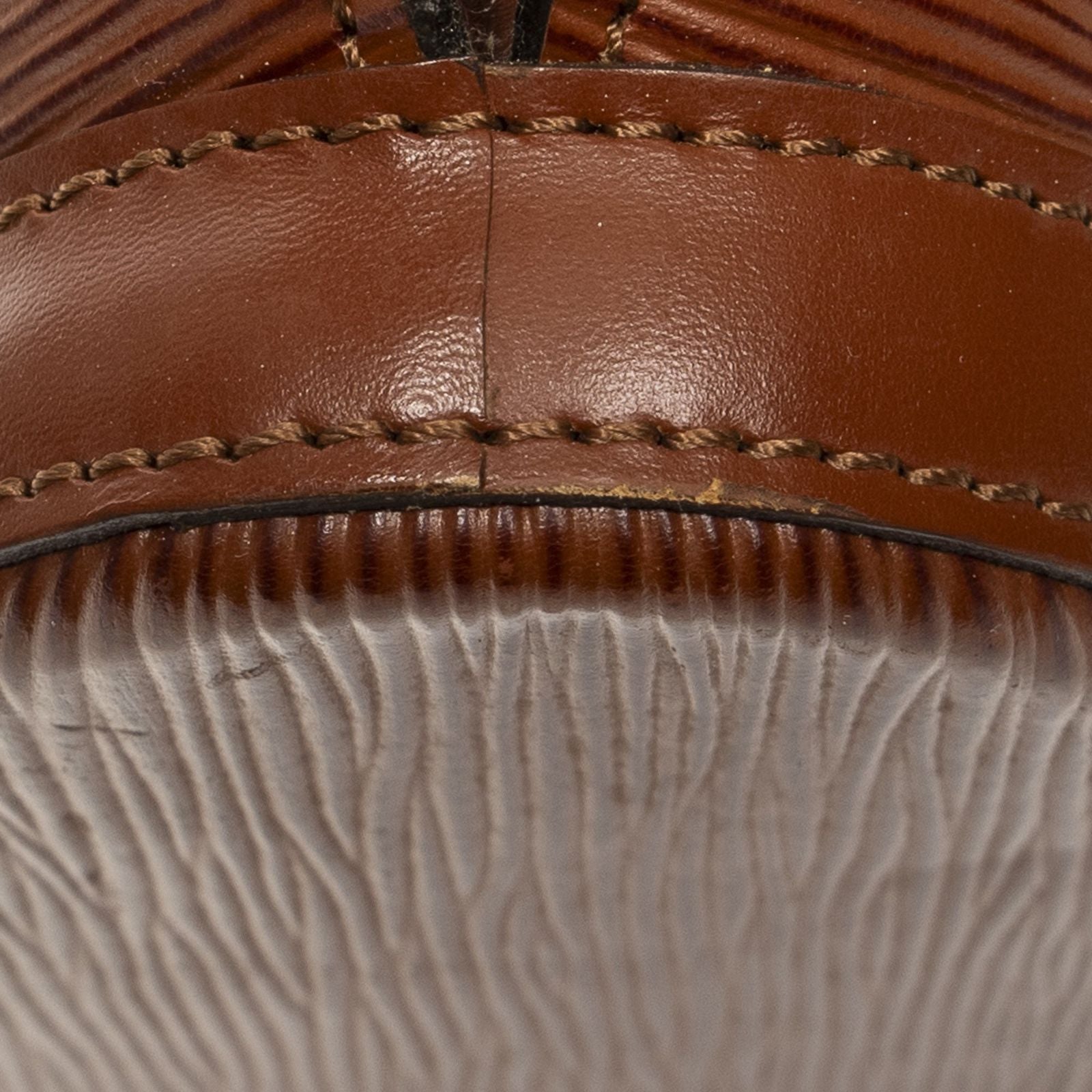 Louis Vuitton Saint Jacques Tan Epi Handbag — view 8
