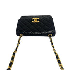 Chanel Vintage Quilted CC Logo Lambskin Chain Shoulder Bag Black — view 4