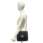 Chanel Vintage Quilted CC Logo Lambskin Chain Shoulder Bag Black — view 2