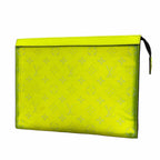 Louis Vuitton Clutch Taigarama Pochette Voyage MM Neon Yellow