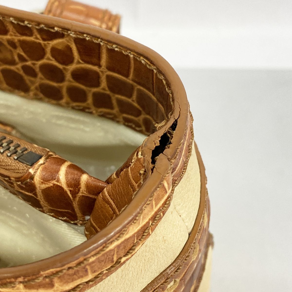 Celine Handbag Boogie Bag Leather Beige Brown Champagne Gold — view 6