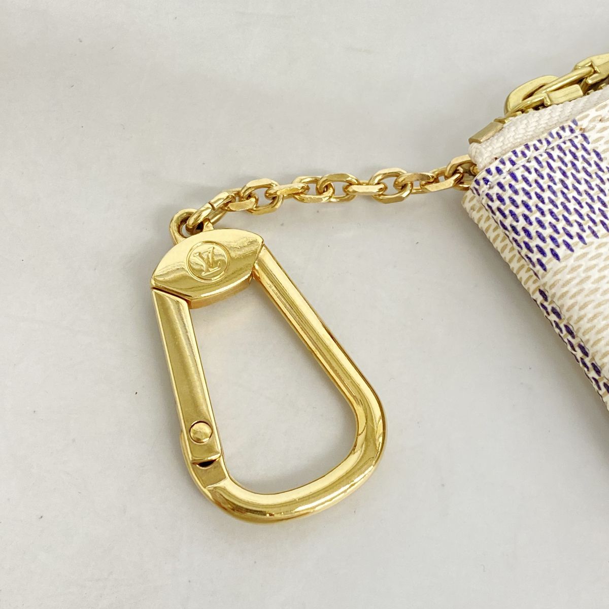Louis Vuitton Coin Purse Damier Azur Pochette Cles White — view 5