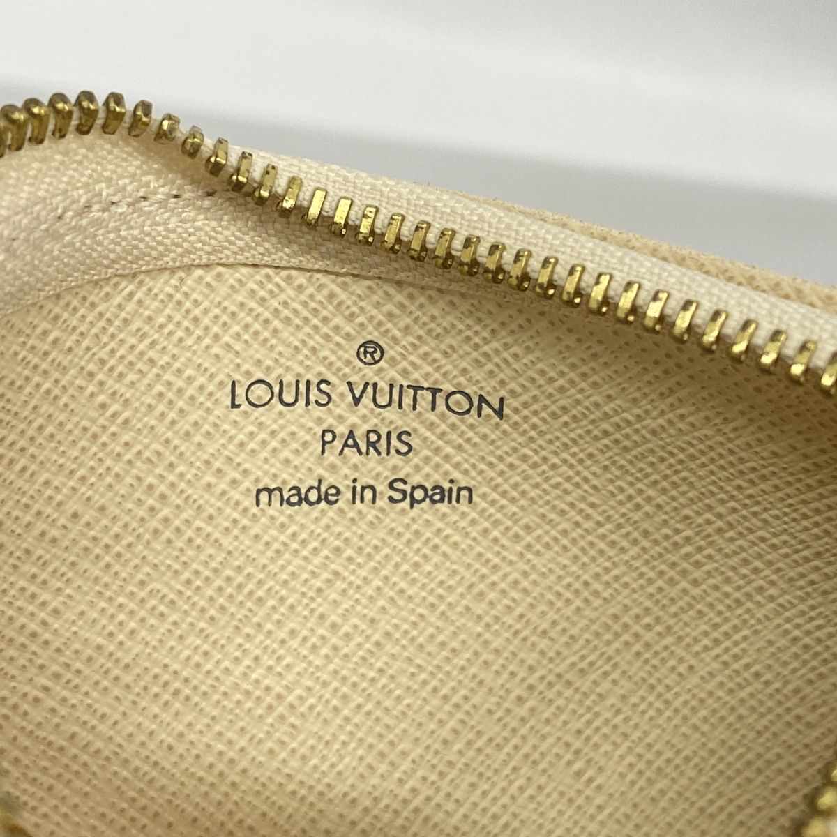 Louis Vuitton Coin Purse Damier Azur Pochette Cles White — view 4