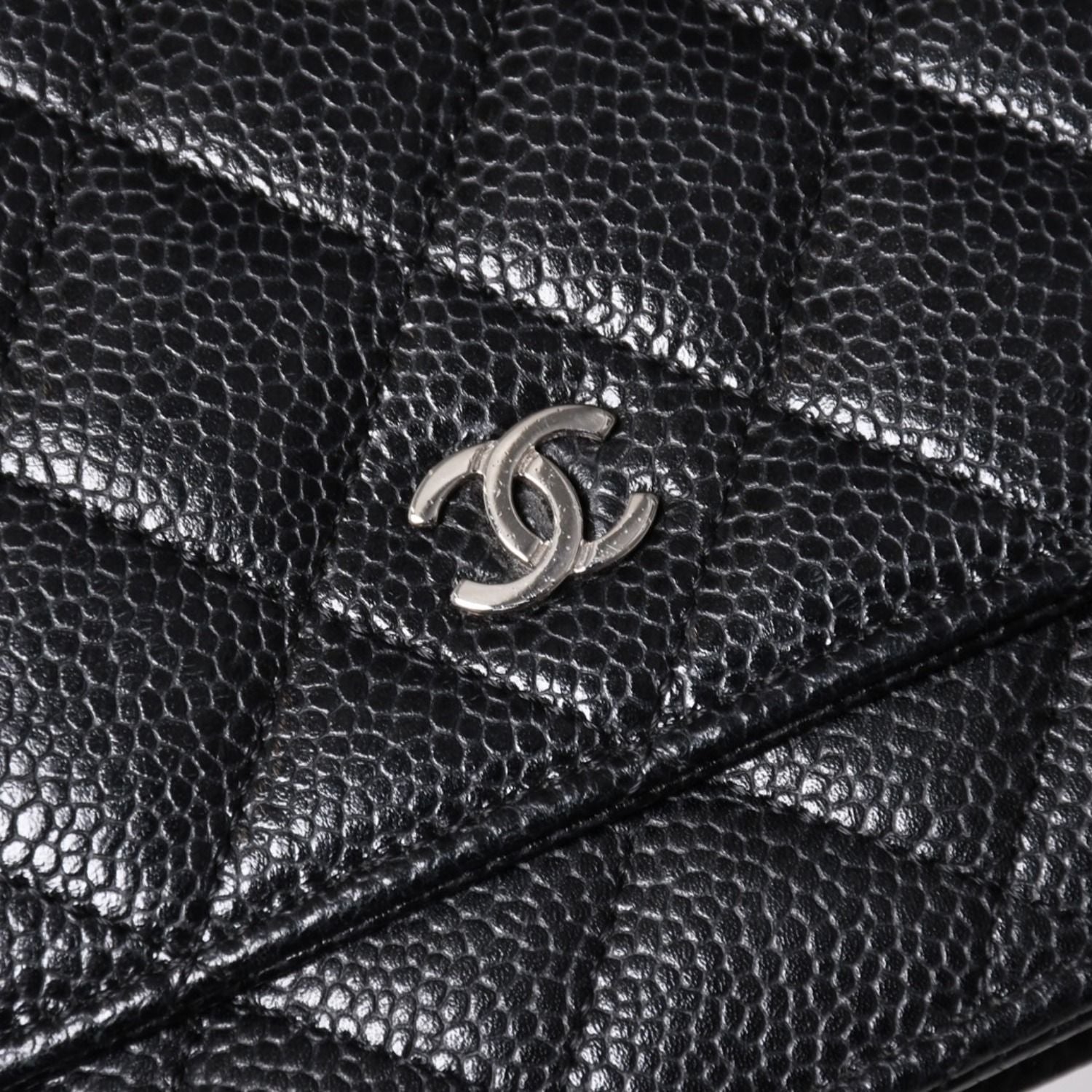 Chanel Chain Wallet CC Logo Caviar Leather Black Silver Shoulder Bag — view 6