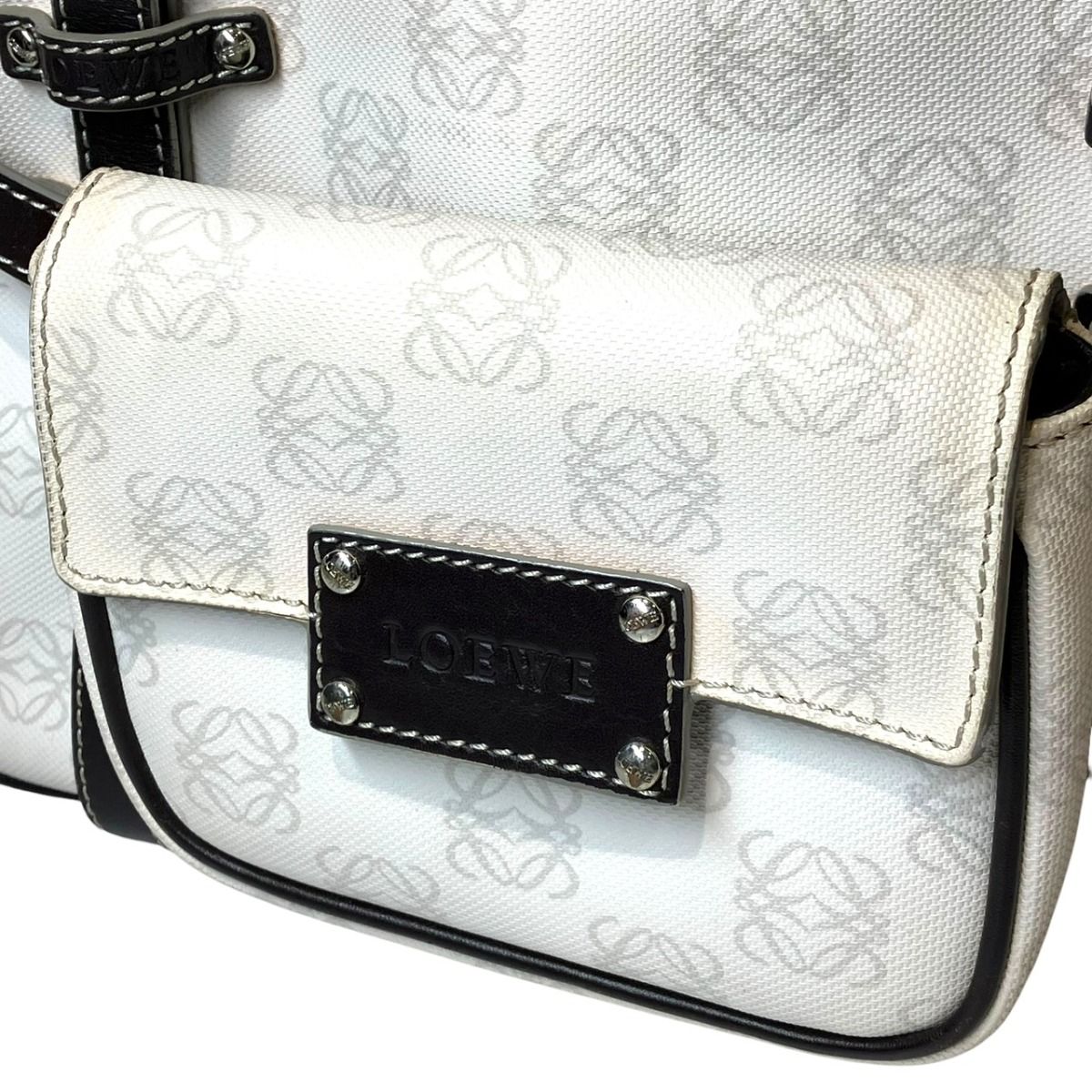 Loewe Repeat Anagram Handbag Leather — view 7