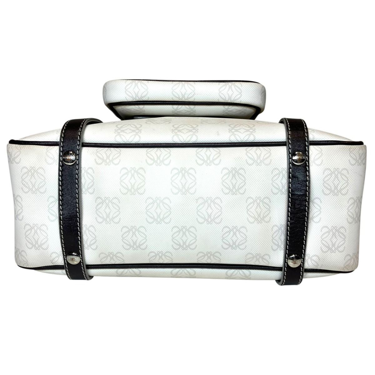 Loewe Repeat Anagram Handbag Leather — view 3
