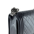 Chanel Shoulder Bag Boy Large — view 6