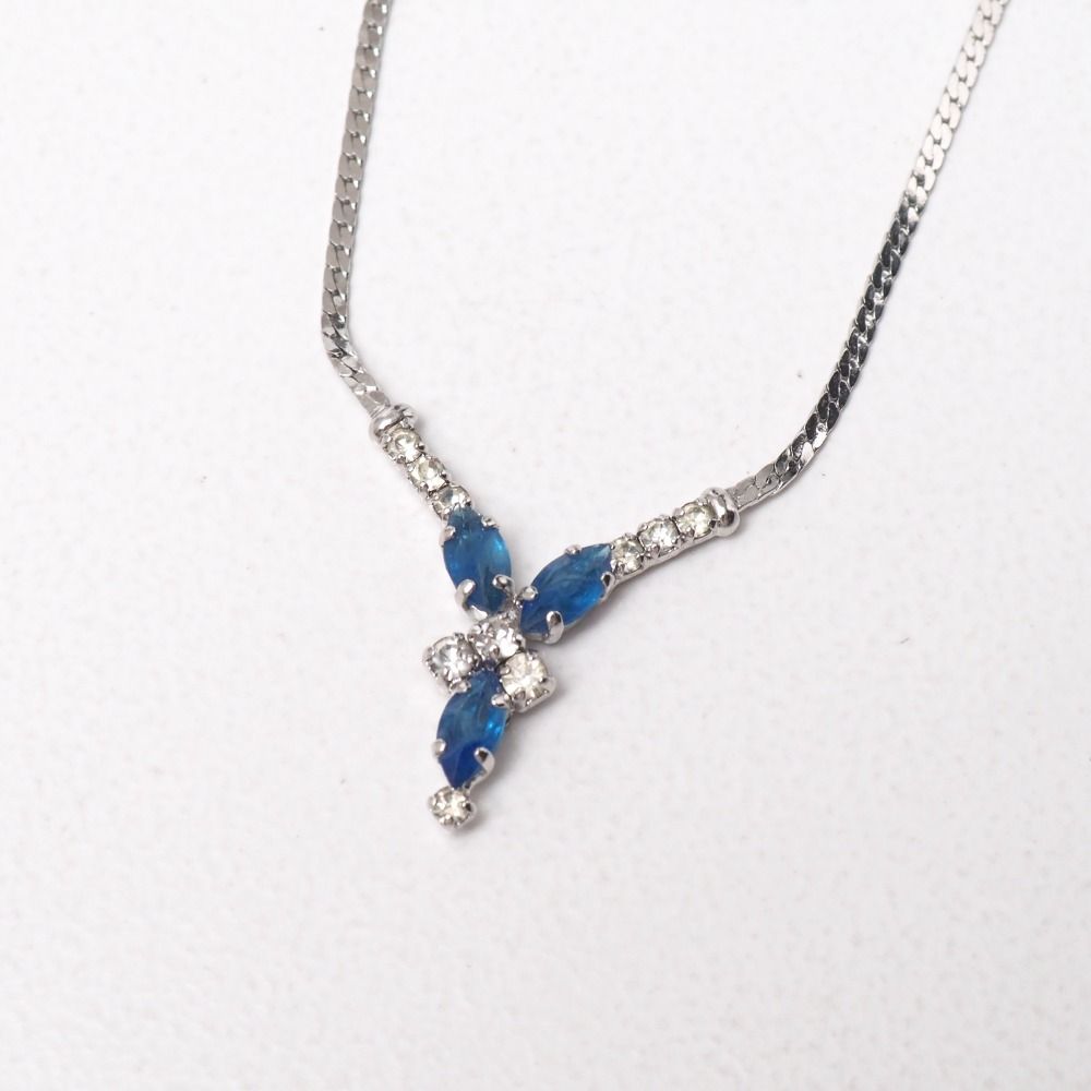 Dior Vintage Necklace Stone Embellishment Crystal Pave Herringbone Chain Choker