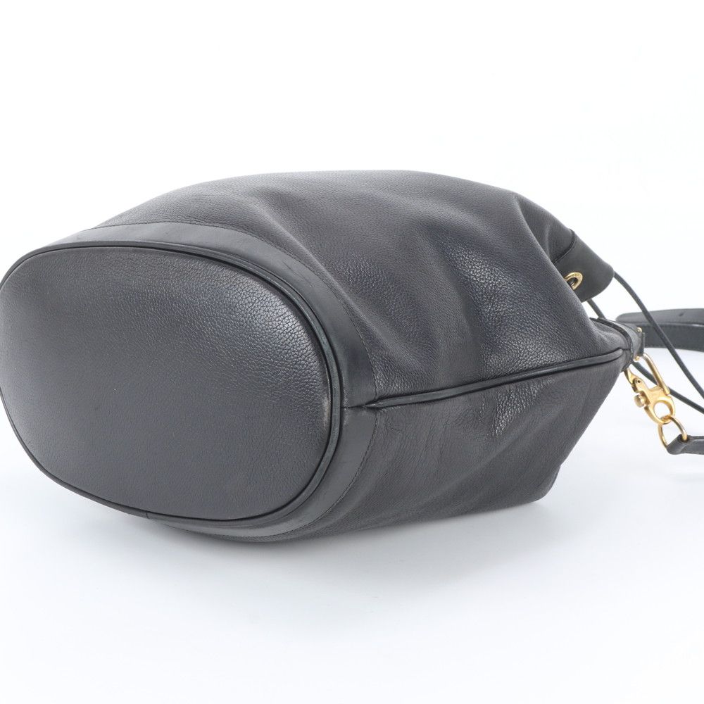 Gucci Vintage 001 090 Leather Shoulder Bag — view 4