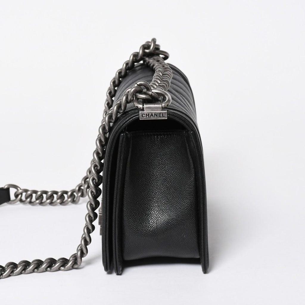 Chanel Boy Chain Shoulder Bag Chevron V-stitch CC Logo Black — view 4