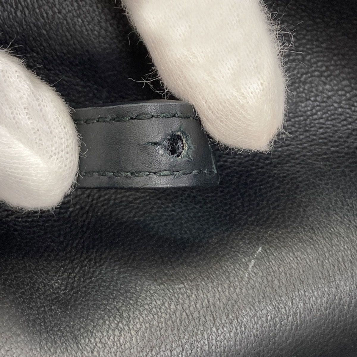 Bottega Veneta Logo Shoulder Bag Calfskin — view 8