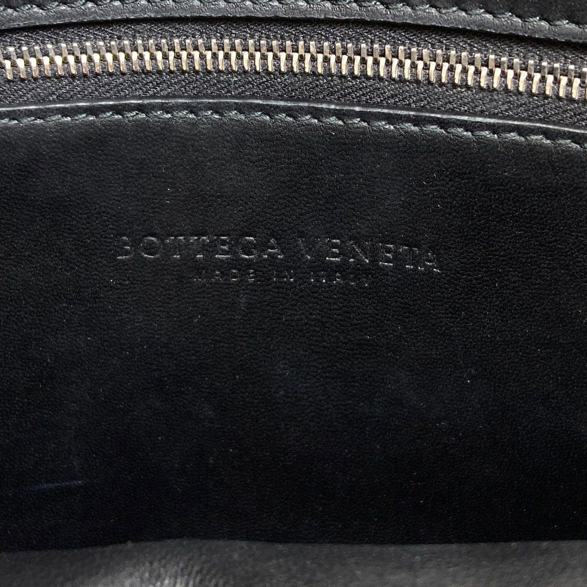Bottega Veneta Logo Shoulder Bag Calfskin — view 6