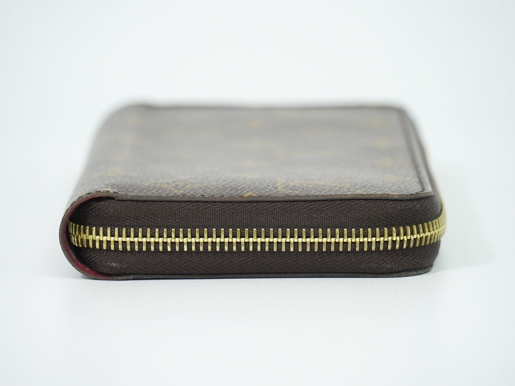 Louis Vuitton LV Zippy Wallet Monogram Zip Around Brown — view 4