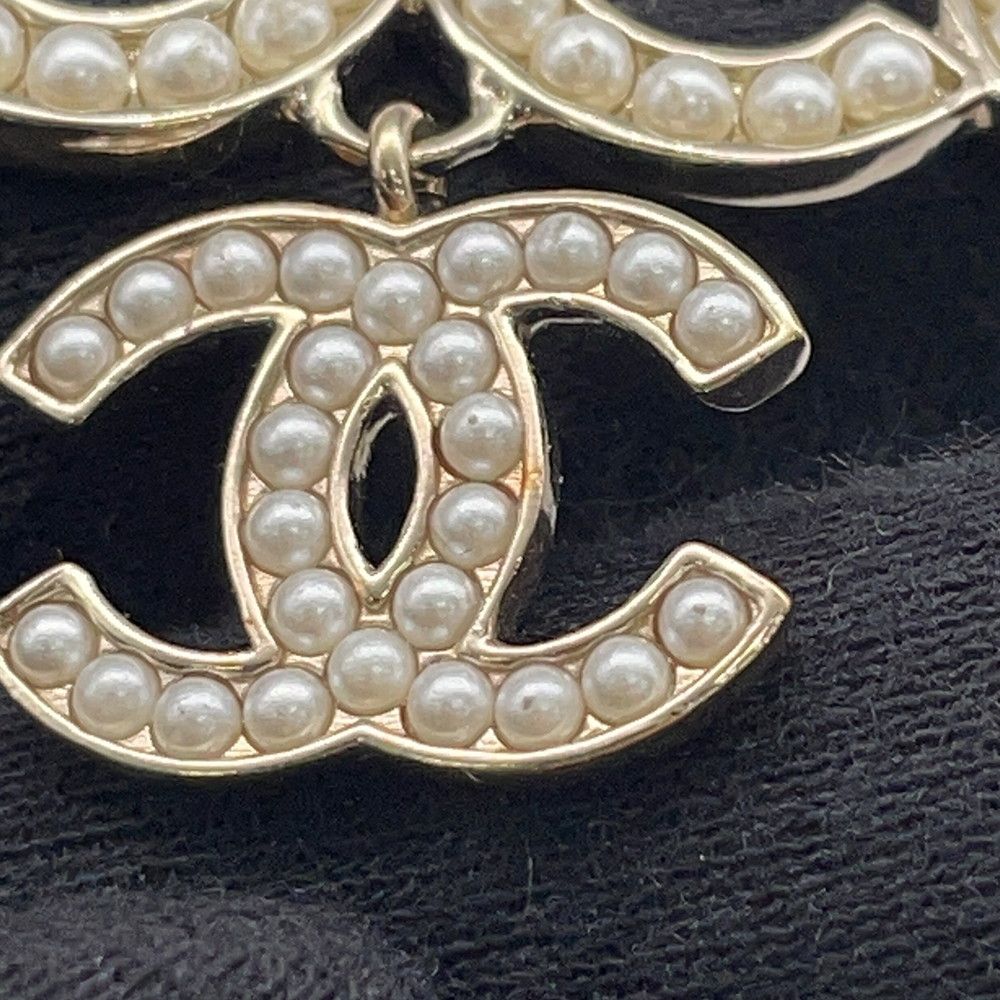 Chanel Brooch CC Logo Coco Faux Pearl — view 5