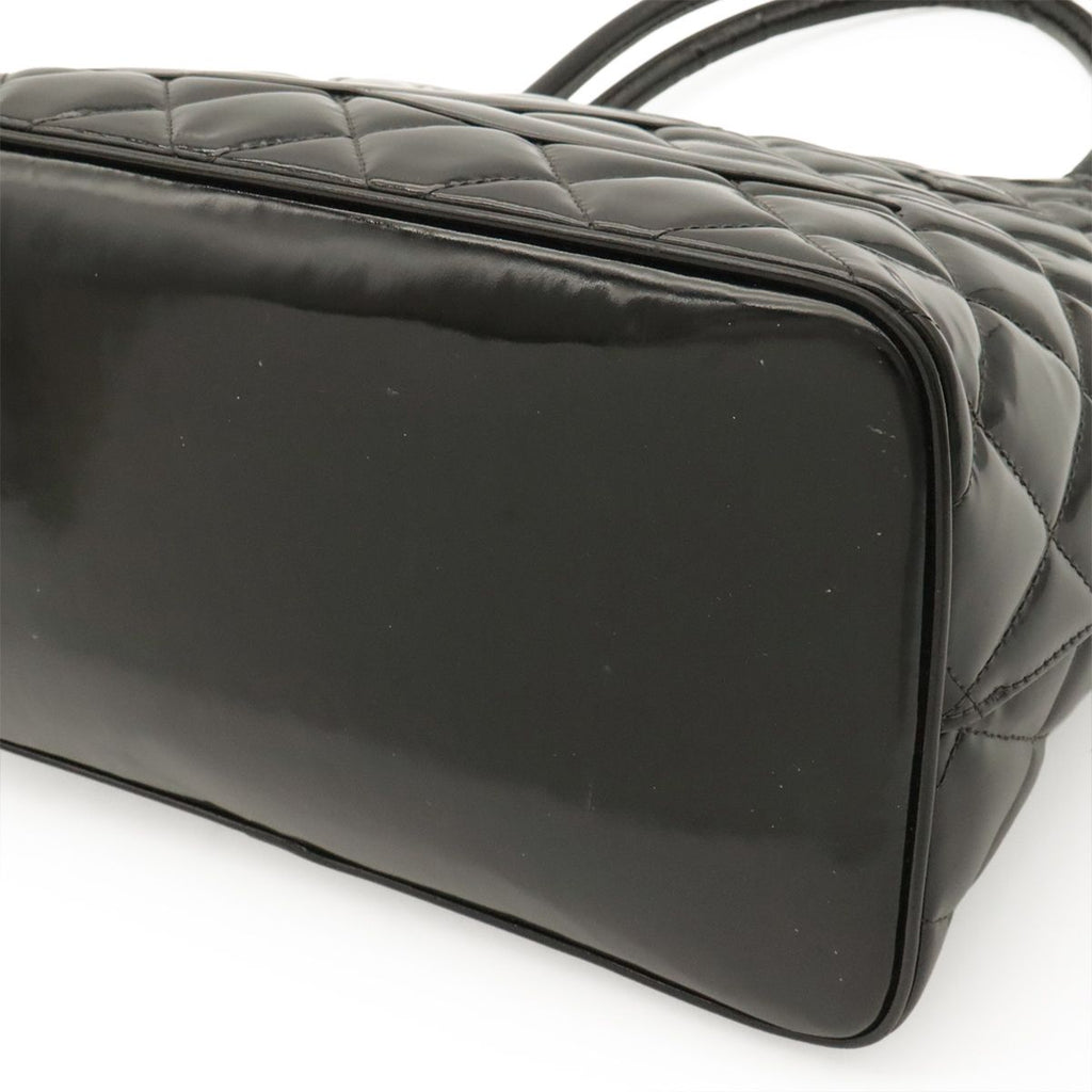 Chanel Quilted CC Logo Reissue Tote Shoulder Bag Patent Patent Leather Black — view 3
