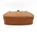 Hermes Evelyne 1 GM Taurillon Clemence Shoulder Bag Gold — view 5