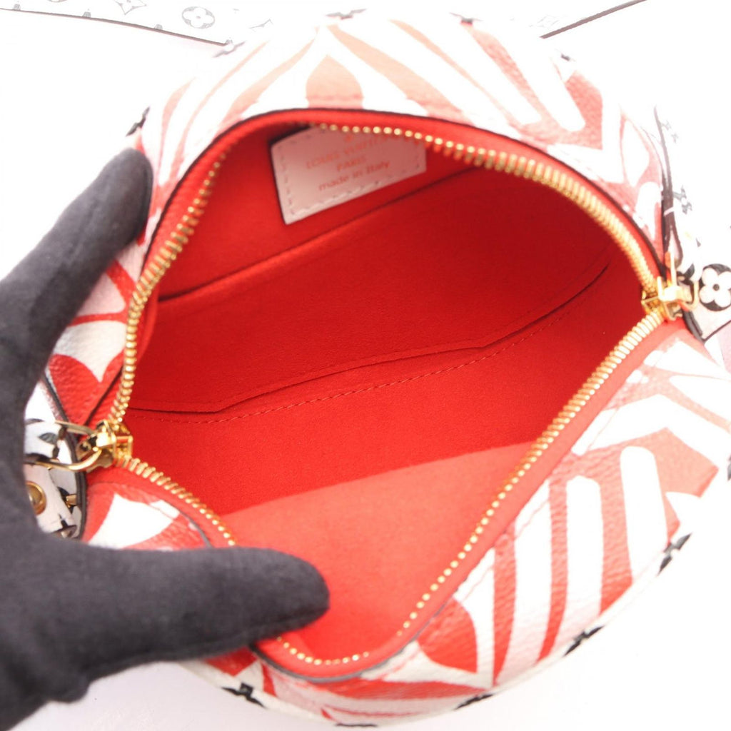 Louis Vuitton Shoulder Bag Boite Chapeau Souples LV Crafty Monogram Giant — view 3