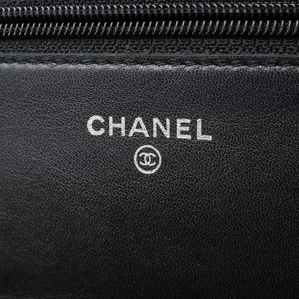 Chanel Shoulder Bag CC Logo Black Caviar Leather Quilted Chain Wallet — view 4