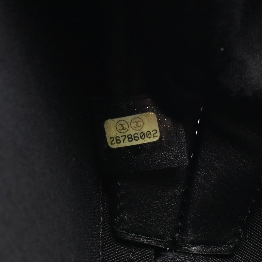 Chanel Handbag CC Logo Round 2-Way Black Patent Leather Chain — view 5