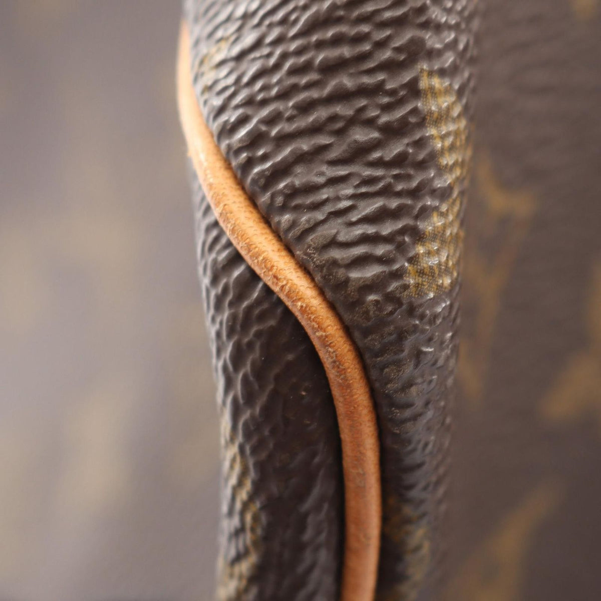 Louis Vuitton Boston Bag Keepall 45 Leather — view 6