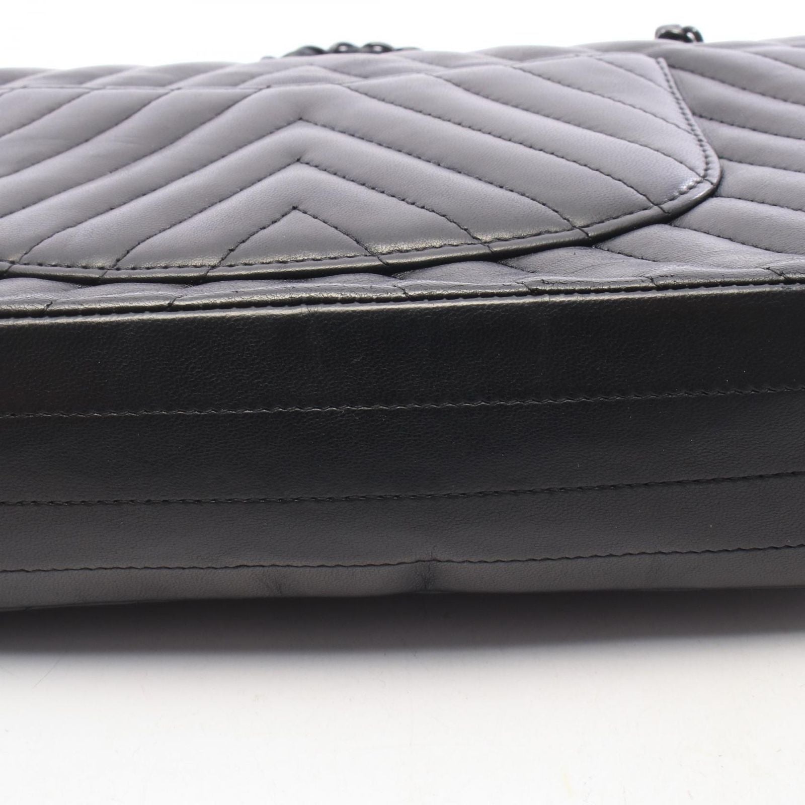 Chanel Shoulder Bag Chevron V-Stitch Double Flap Black Lambskin Chain — view 7