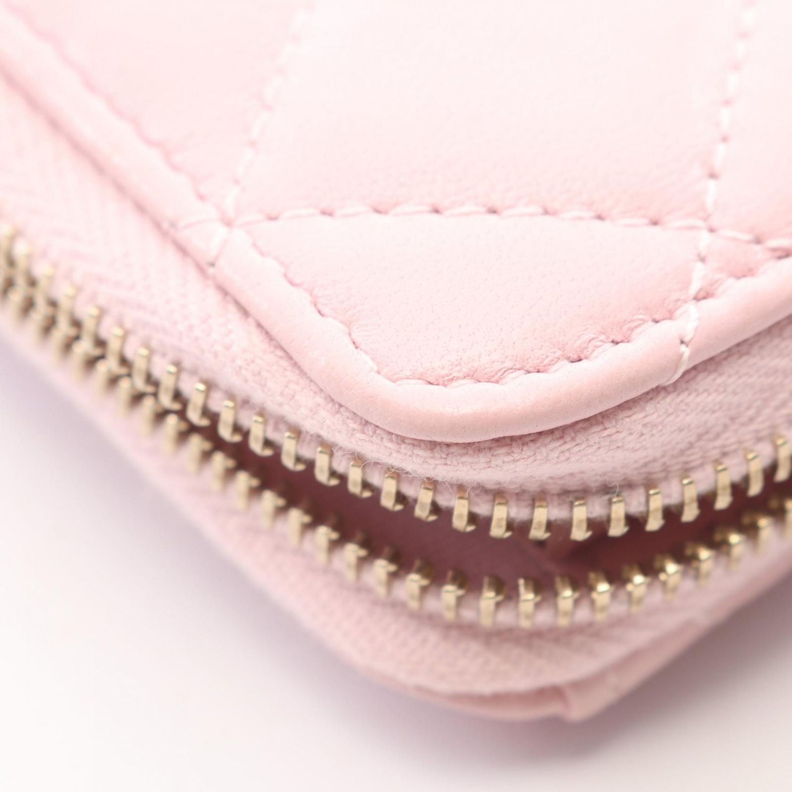 Chanel Coin Purse Classic Zip Quilted Pink Leather — view 8