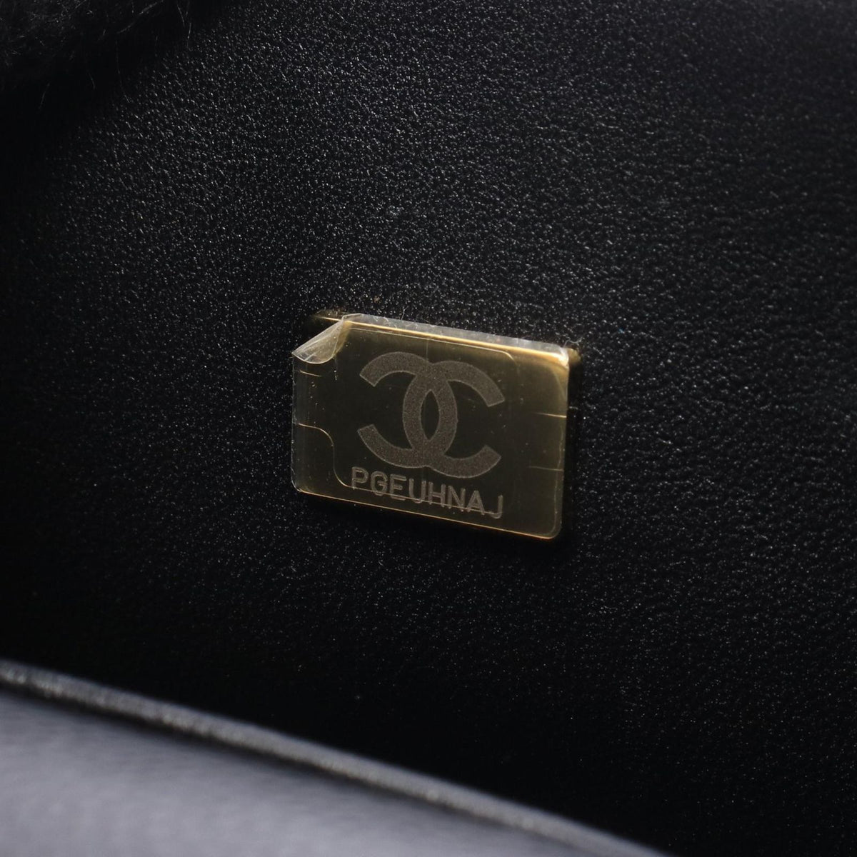 Chanel Shoulder Bag Boy Small Black Caviar Leather Chain — view 5