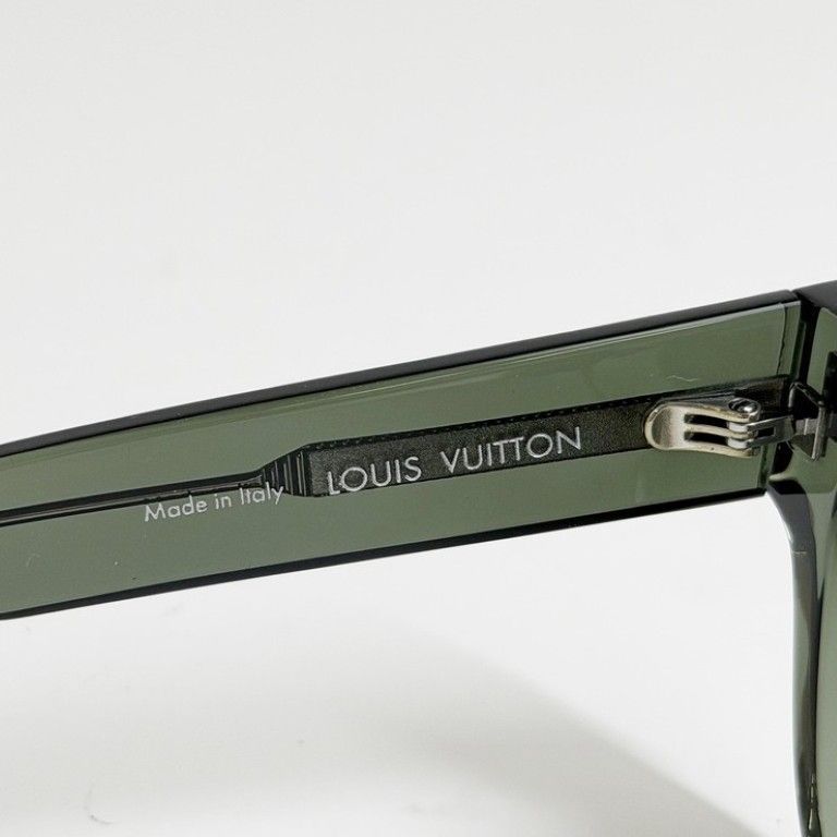 Louis Vuitton Sunglasses LV Escape Square Green Acetate Eyewear — view 6