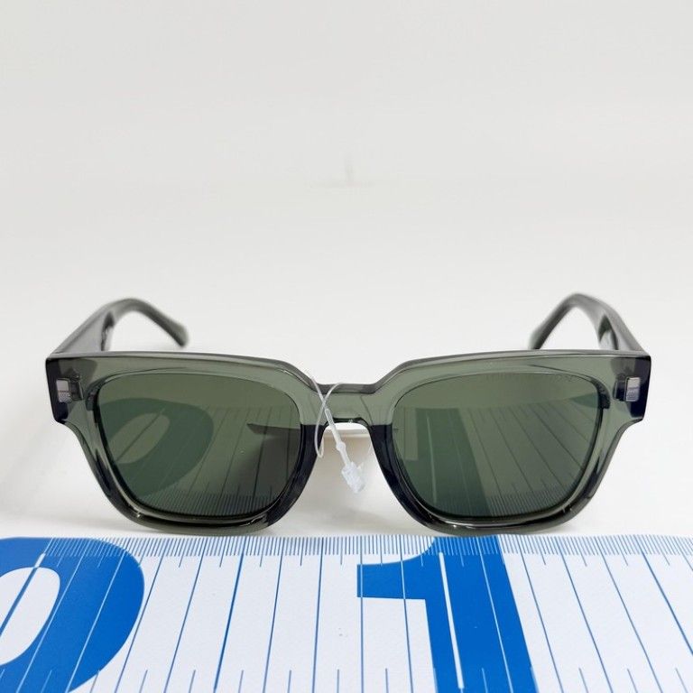 Louis Vuitton Sunglasses LV Escape Square Green Acetate Eyewear — view 2