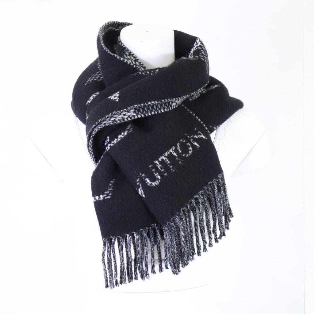 Louis Vuitton Monogram Check Cashmere Damier Reverse Fringe — view 2