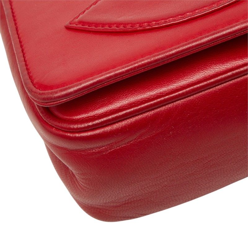 Chanel CC Logo Chain Shoulder Bag Red Gold Lambskin — view 5