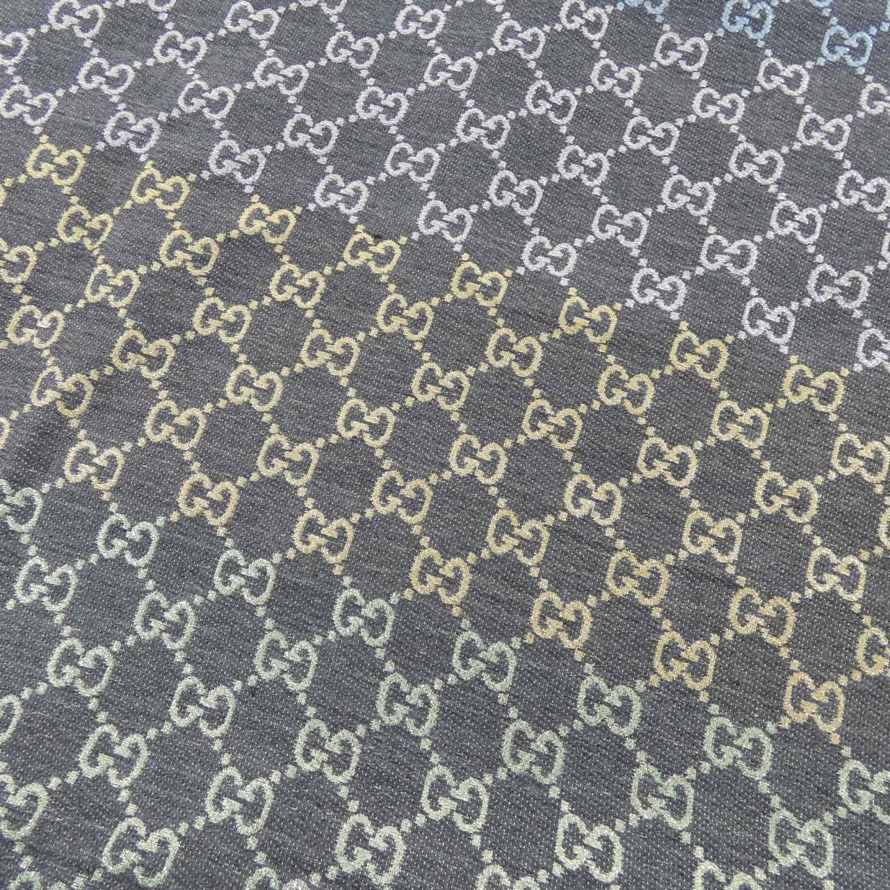 Gucci Shawl Scarf Gray — view 4