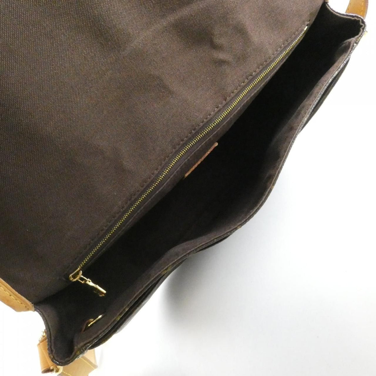Louis Vuitton Monogram Menilmontant MM Shoulder Bag — view 8