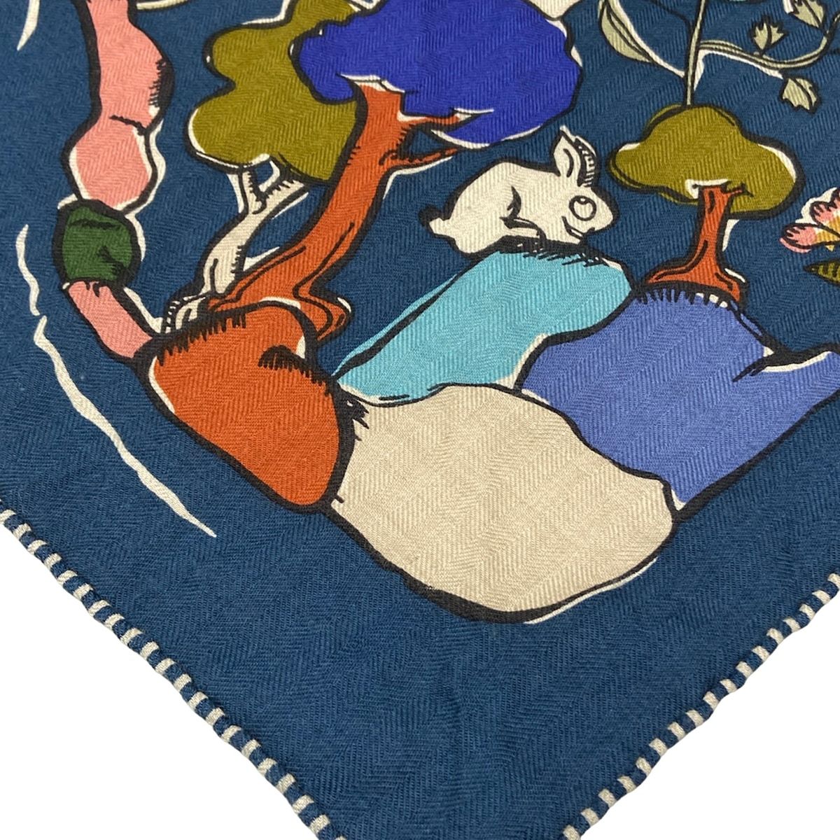 Hermes Shawl Triangle Jean Blue Petrol Natural Green Thousand and One Rabbit — view 4